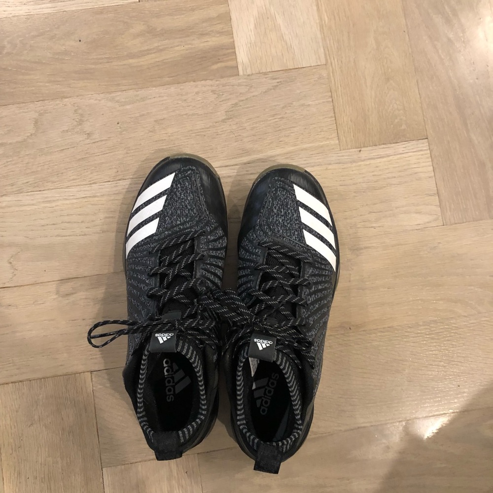Addidas Men’s cross trainers size 10
